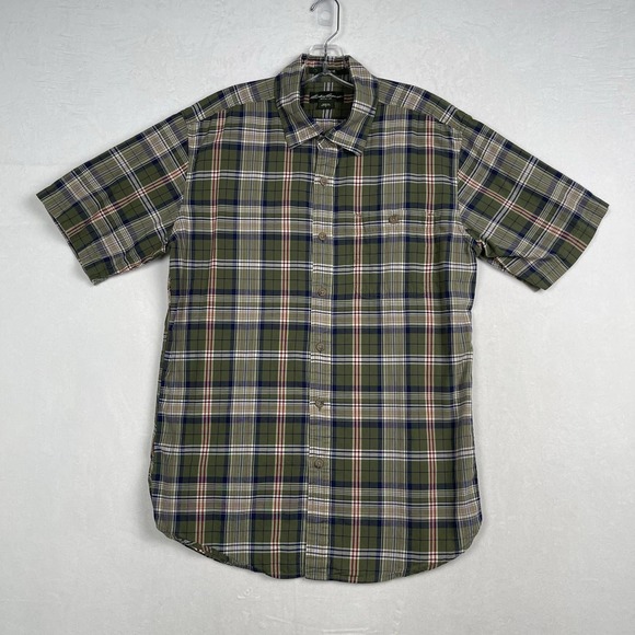 Eddie Bauer‎ Classic Fit Men’s Medium Green Plaid Button Up Short Sleeve Shirt - Picture 1 of 13